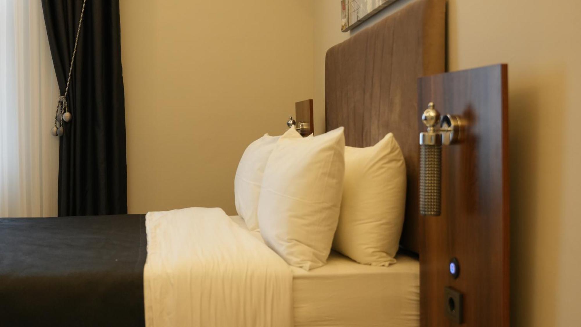 Grand Krone Hotel Çınarcık Eksteriør billede