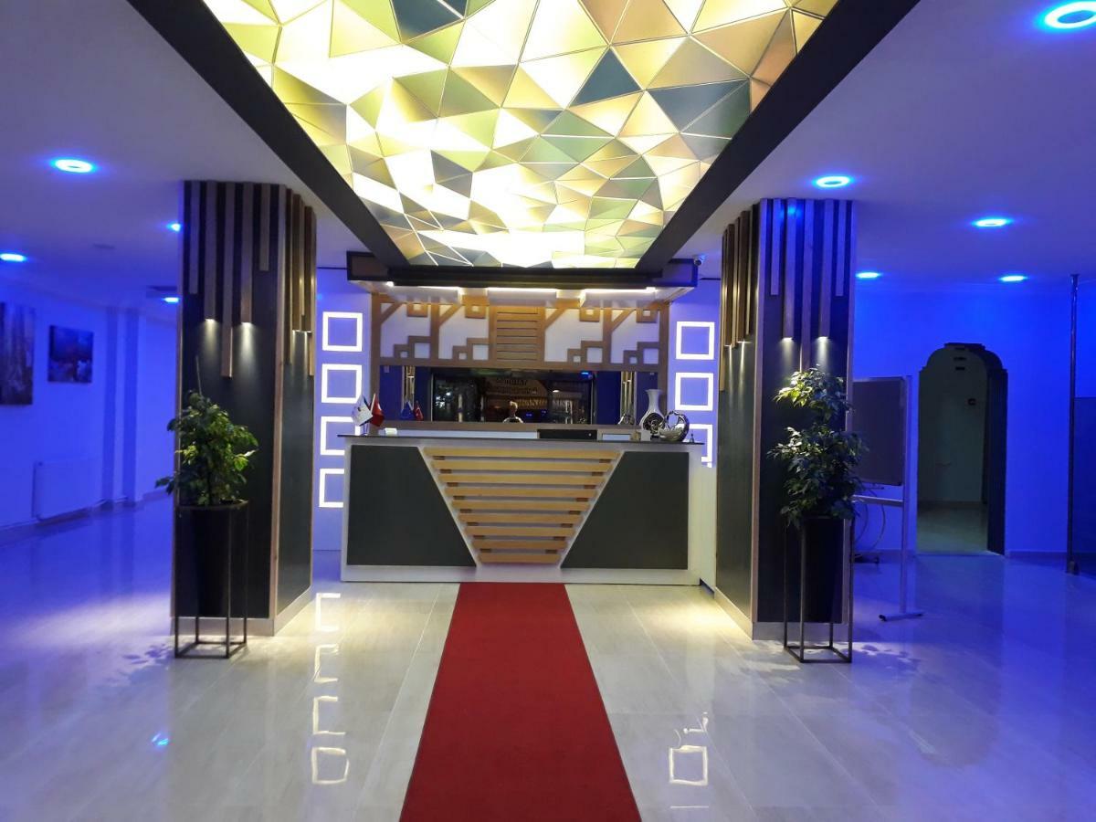 Grand Krone Hotel Çınarcık Eksteriør billede